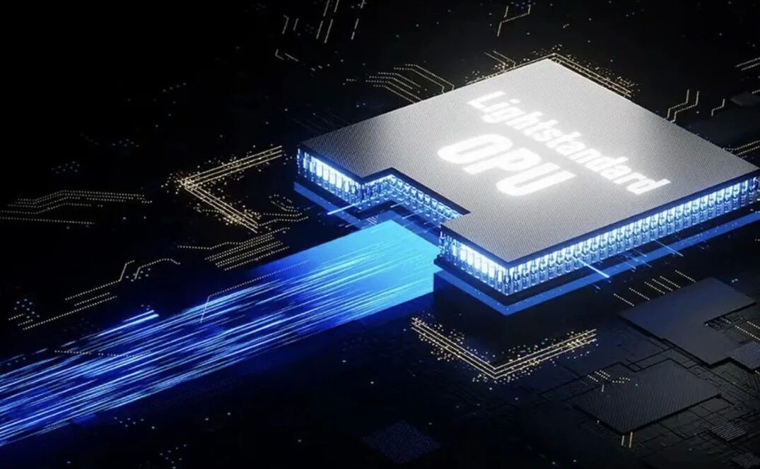 上海，AI算力赛道迎来“新能源汽车”式变革！