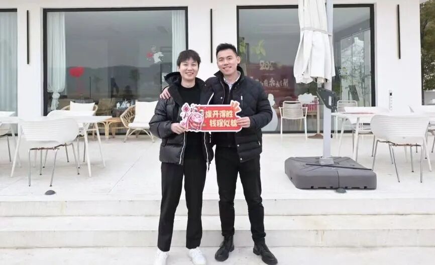 27岁融资超亿元！95后海归创业者进军光计算芯片(图2)