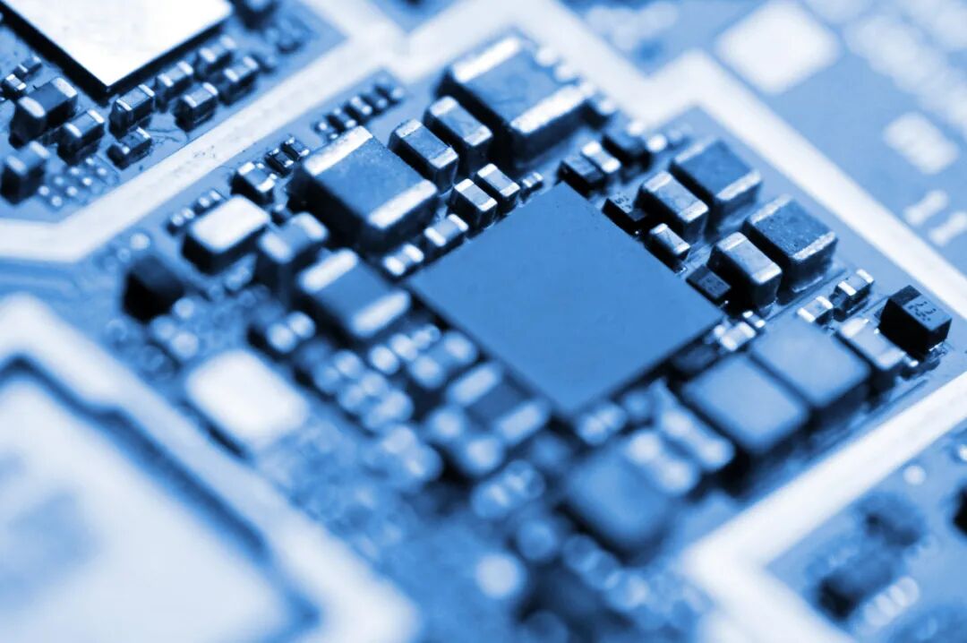 研发光子计算芯片OPU，「光本位」完成近亿天使+轮融资｜36氪首发(图2)