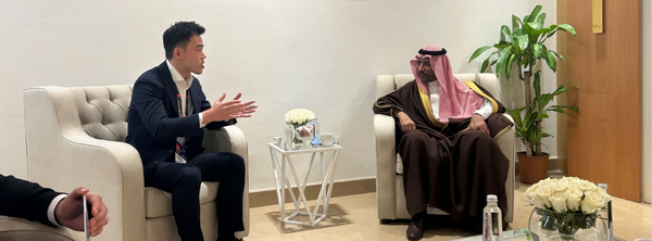 光本位科技研发出玻璃光计算芯片，算力有望超传统AI推理芯片千倍(图3)